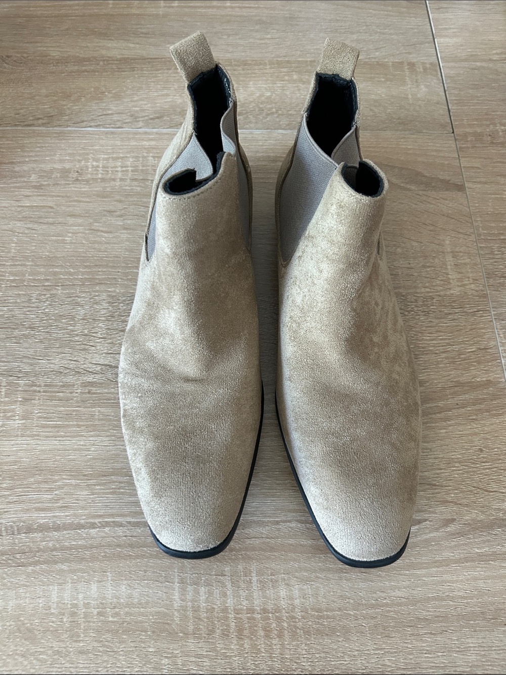 Men's Suede Chelsea Boots in Beige